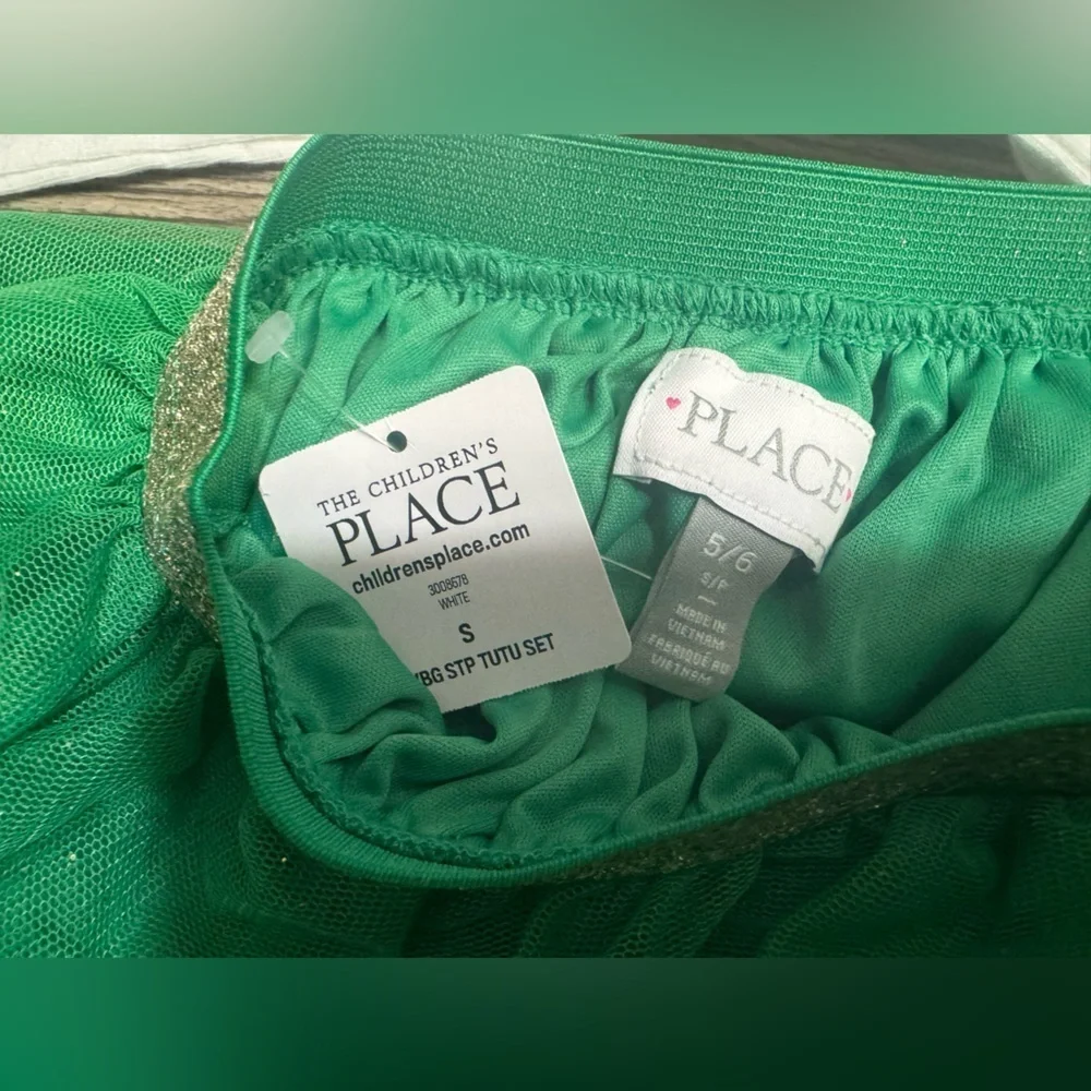 The Children's Place Green Skirt with Gold Accents